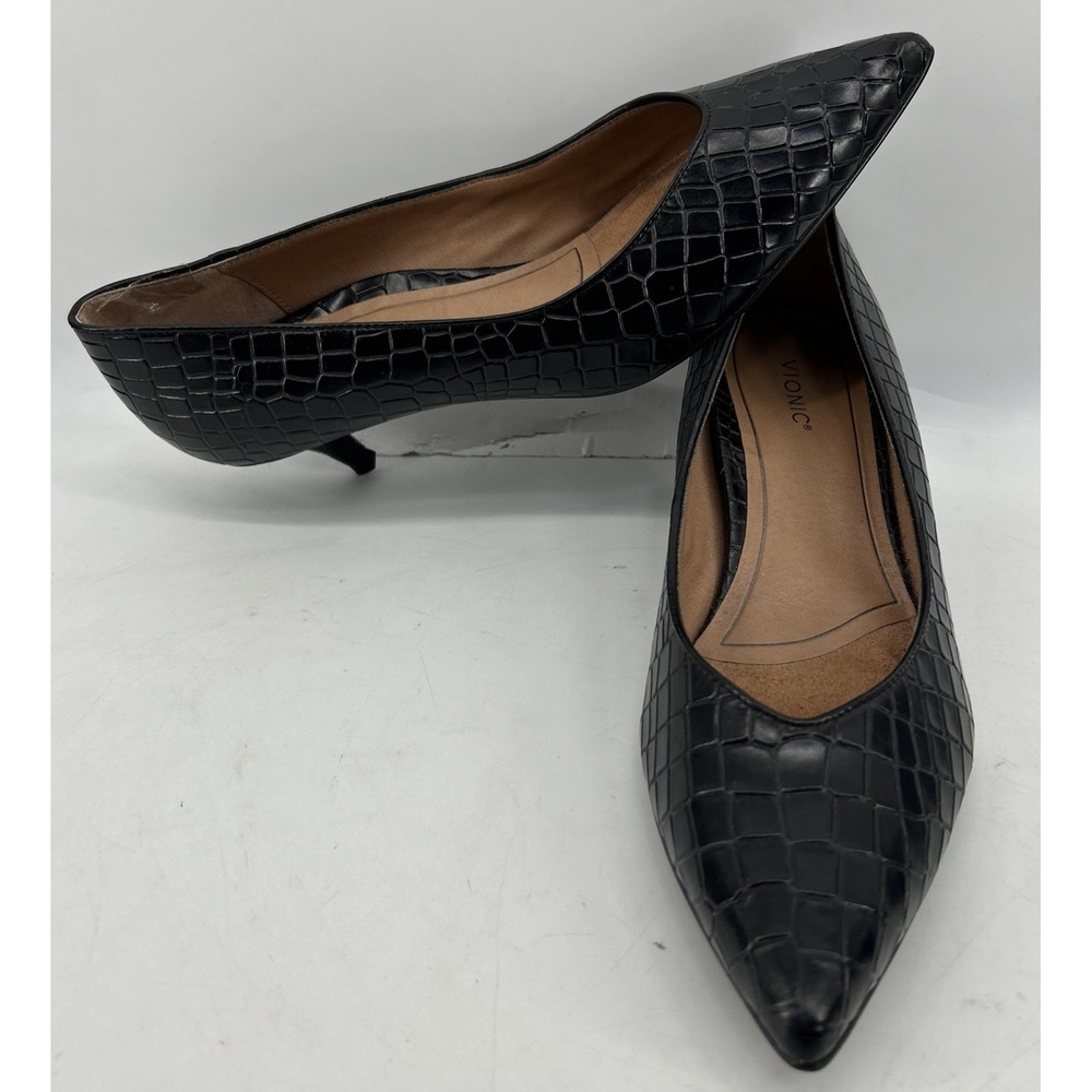 Vionic Josie Kitten Heel Pumps Black Croc Embossed Pointed Toe Women's Size 11